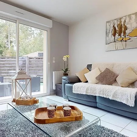 别墅 Cozy Family House Double Terrace & Parking Vert-le-Grand